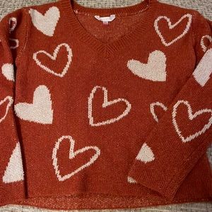 Heart crop sweater